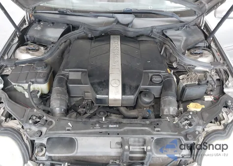 2003 Mercedes-Benz C 240 z USA, uszkodzony, nr VIN WDBRF61J43E011539